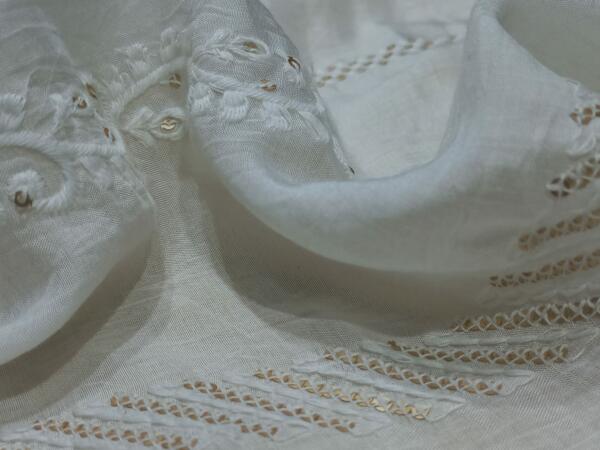 Cotton embroidery fabric for premium women clothes online