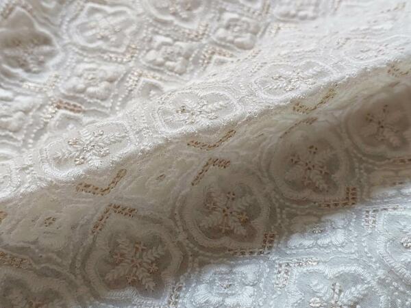 Dyeable embroidered schiffli fabric online